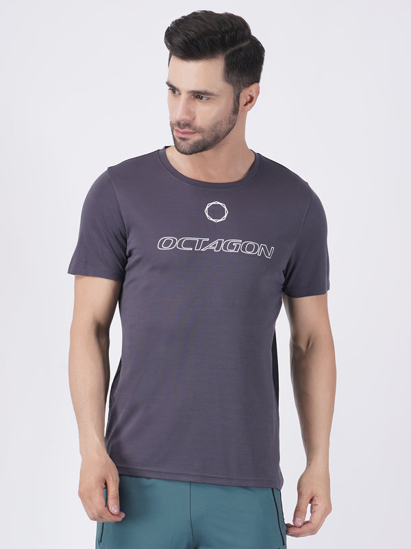 OCTAGON LOGO WORD AIRSET PRINTED TEE DARK GREY  T-SHIRT